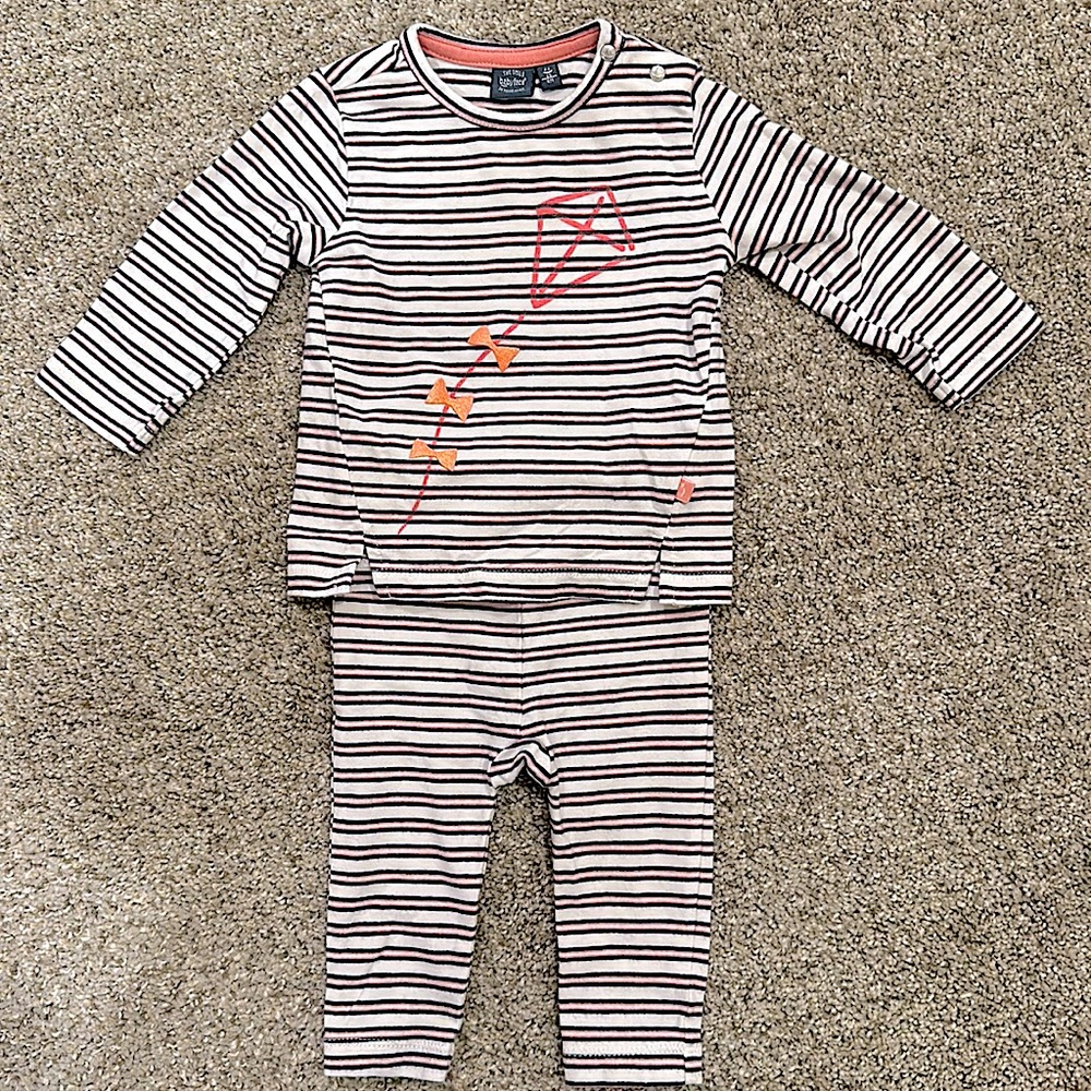 Pink and cream striped knit matching set 6M never worn